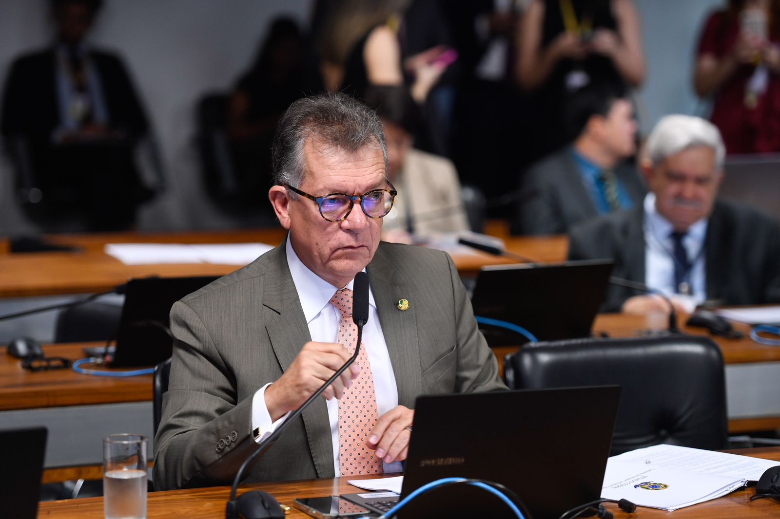 Relatório de Laércio defende o peixe e produtos regionais na merenda escolar