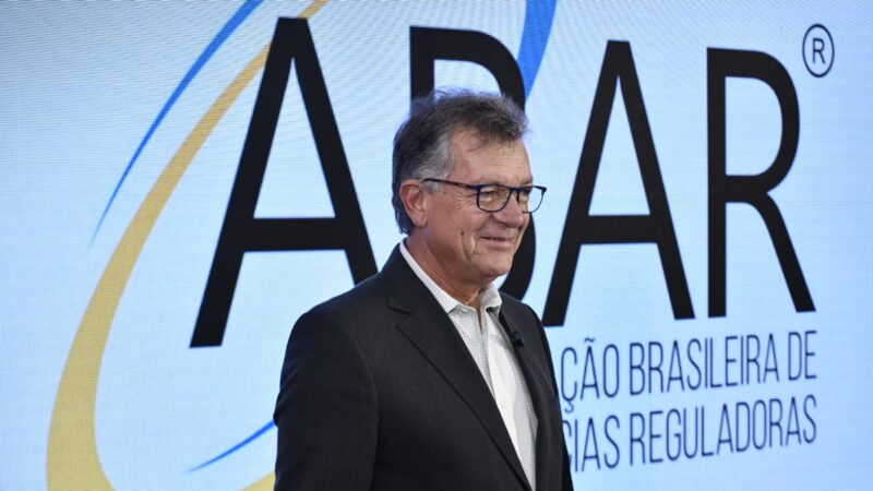 Senador Laércio destaca protagonismo de Sergipe no setor de gás natural em evento da ABAR