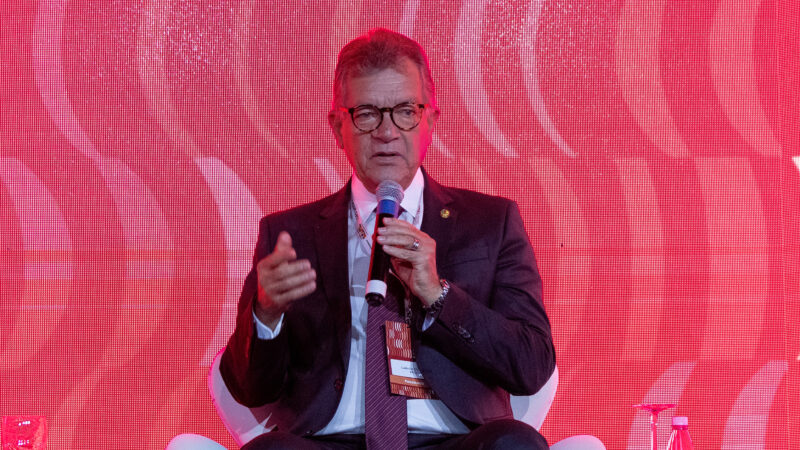 Senador Laércio defende no Gas Week a redução do preço do gás e ampliação do mercado