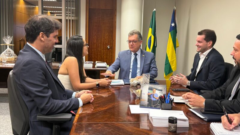 Senador Laércio Oliveira reforça apoio aos municípios durante a Marcha dos Prefeitos em Brasília