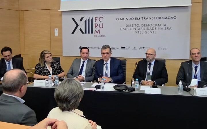 Em Lisboa, senador Laércio defende inovação e regulação no setor de seguros