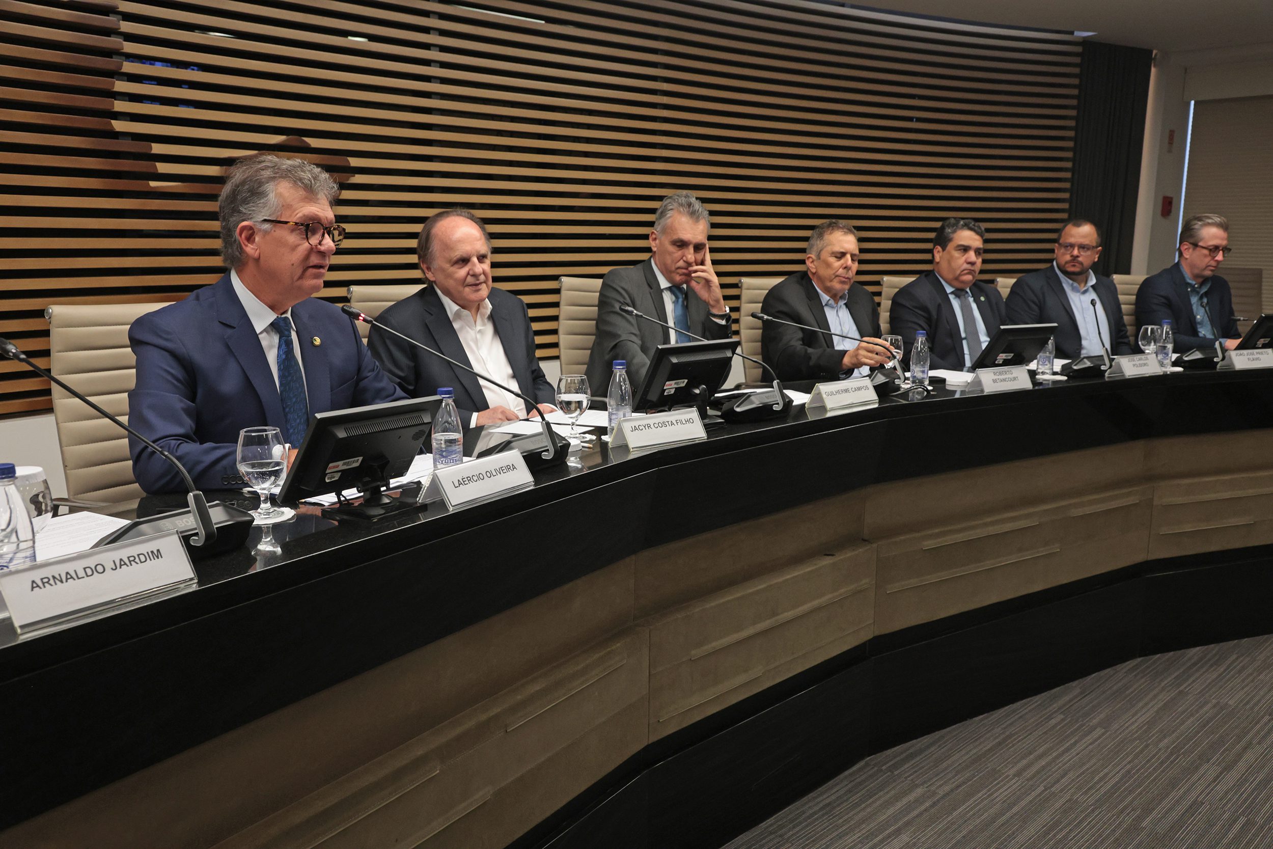 Senador Laércio alerta em discurso na Fiesp para dependência brasileira de fertilizantes importados