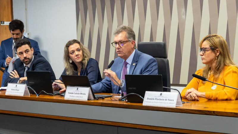 Laércio defende revisão no preço do gás para torná-lo mais competitivo