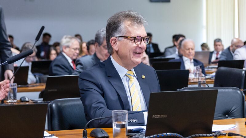 CAE elege senador Laércio Oliveira como vice-presidente
