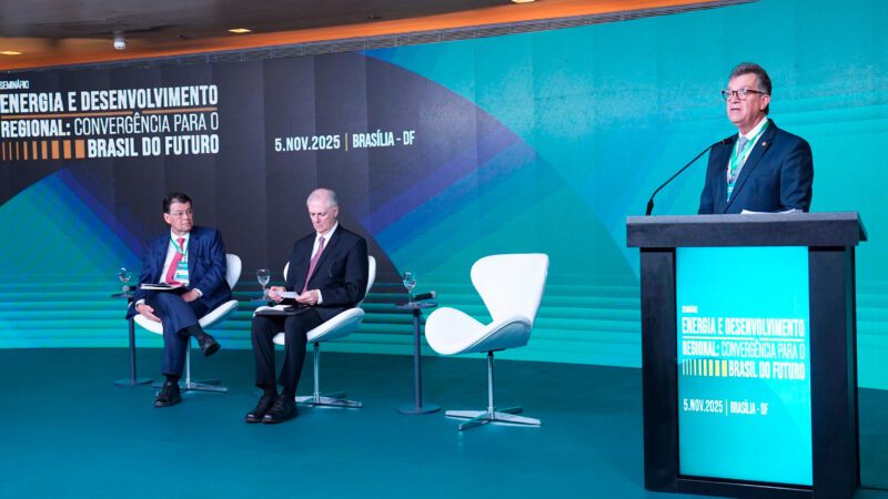 Senador Laércio Oliveira defende energia como eixo do desenvolvimento regional