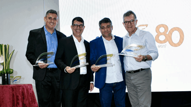 Senador Laércio Oliveira destaca o papel do setor farmacêutico no desenvolvimento de Sergipe