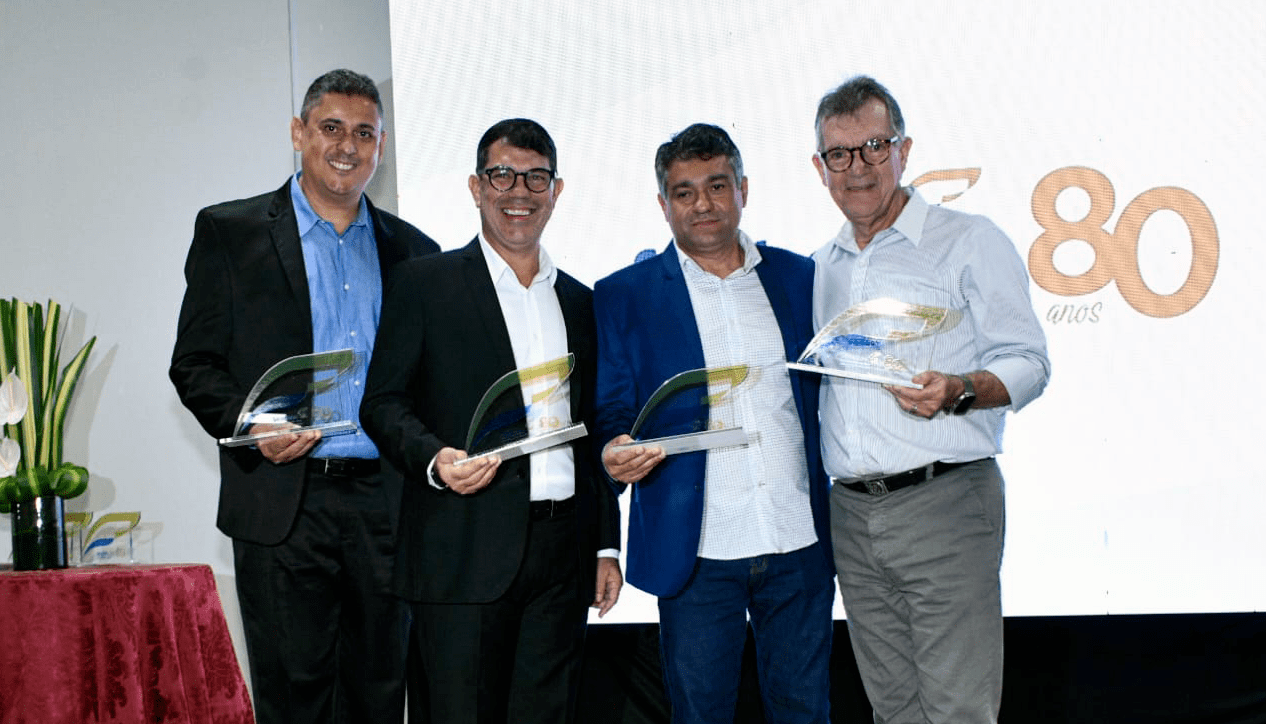 Senador Laércio Oliveira destaca o papel do setor farmacêutico no desenvolvimento de Sergipe