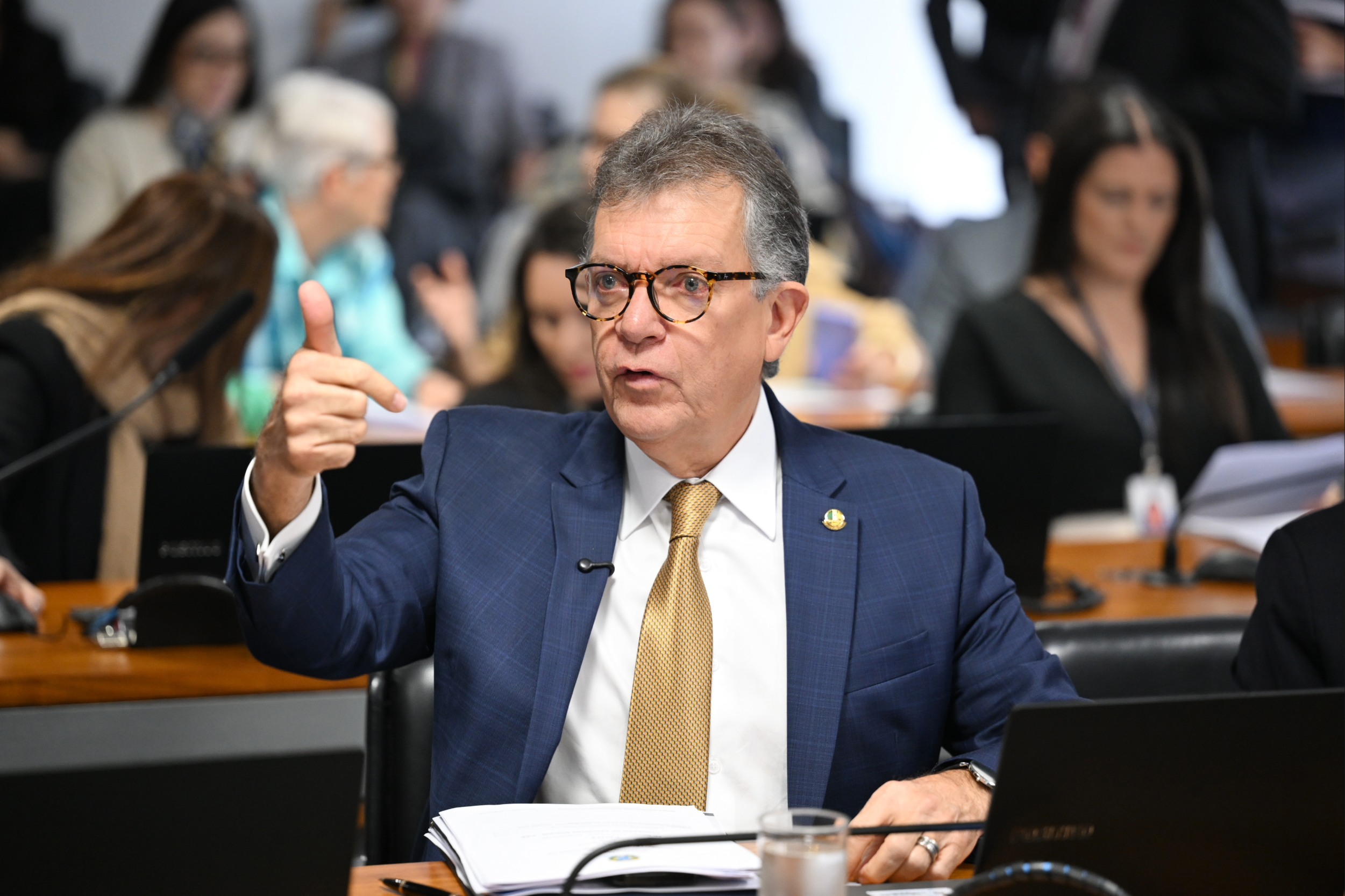 Laércio fortalece atuação em defesa da saúde, segurança e autonomia das mulheres