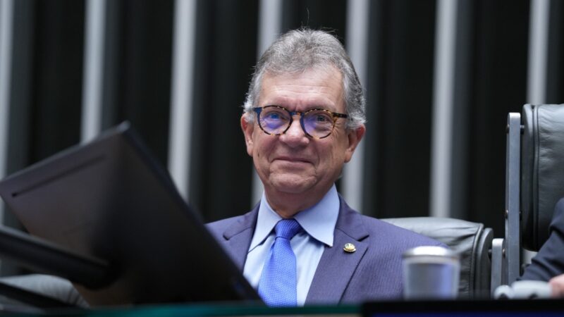 Laércio Oliveira vota a favor do “PIX Pensão”, aprovado pelo Senado