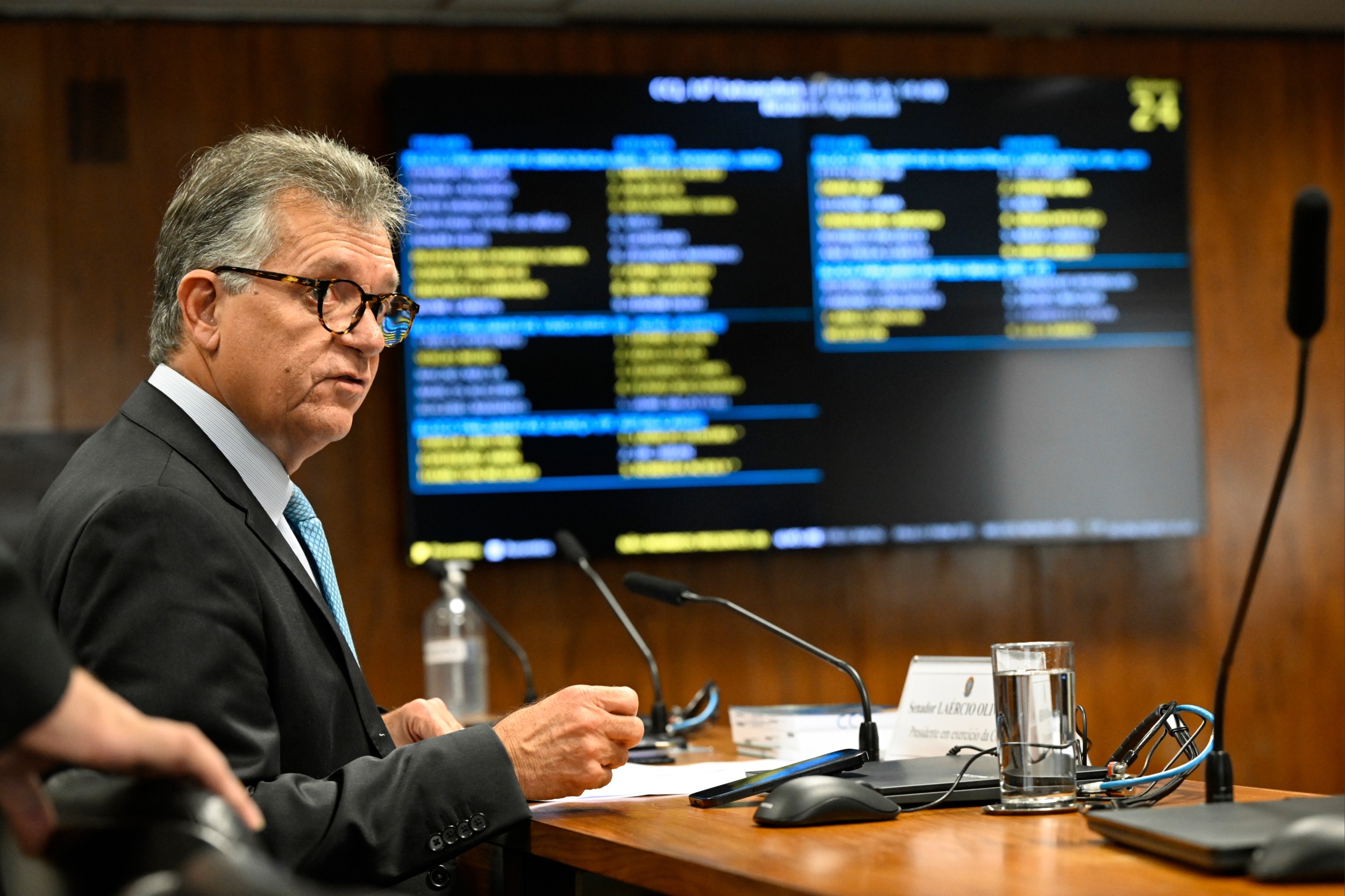 PEC do Emprego estimula economia
